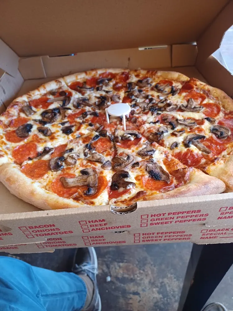 Pizza with Shroons
